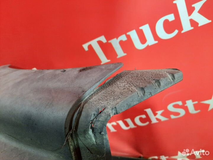 Крыло заднее передняя часть