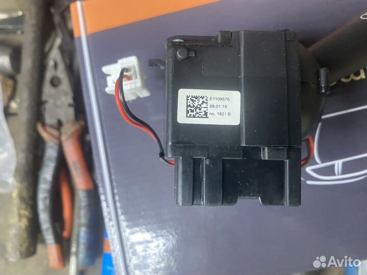 Подрулевой переключатель рено