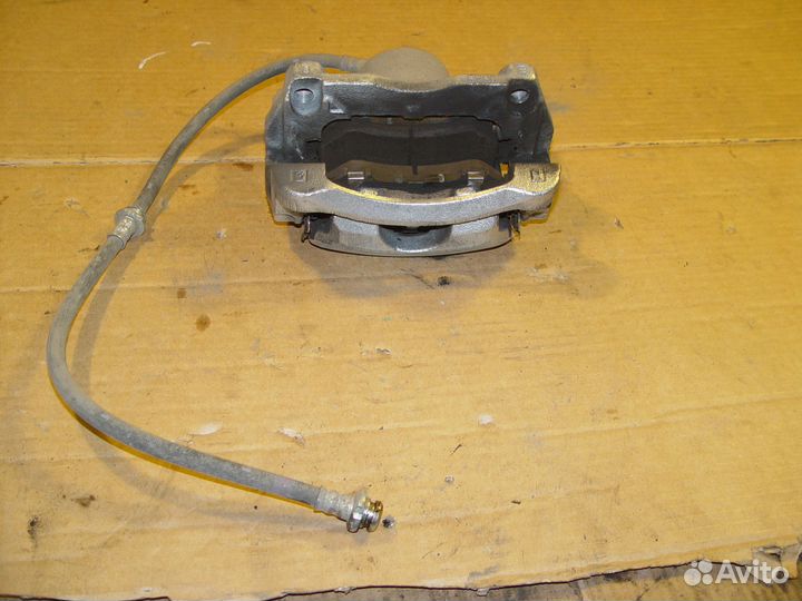 Передние суппорта Nissan Qashqai J11 2015г