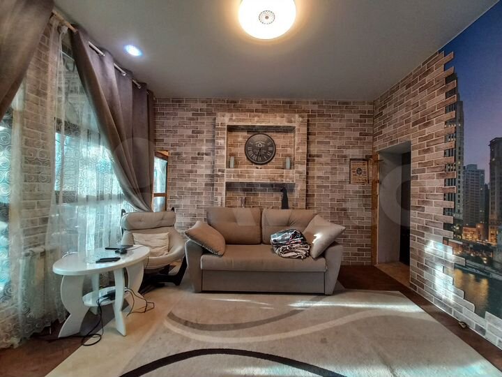 Дом 128 м² на участке 3,7 сот.