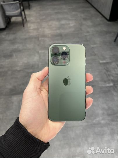 iPhone 13 pro 256gb green sim esim