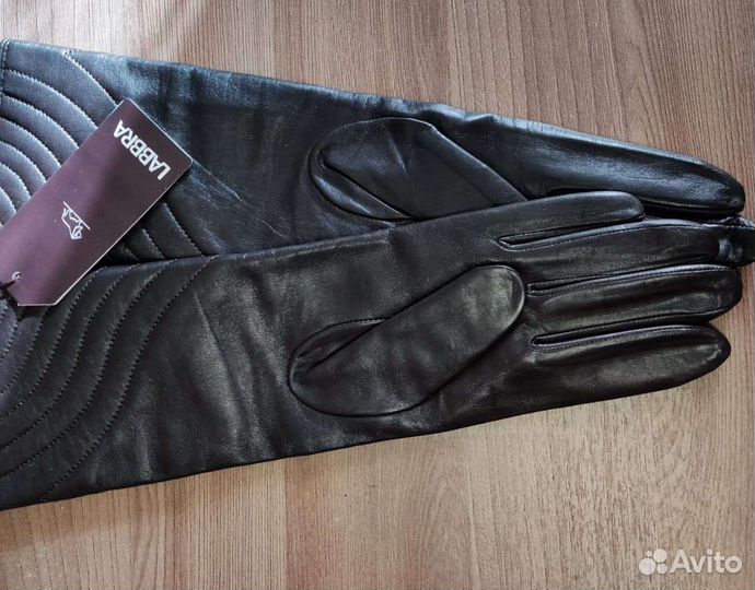 Перчатки женские кожаные новые