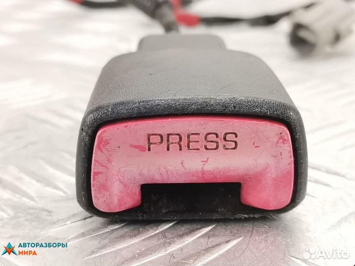 Замок ремня безопасности Lexus CT 2013