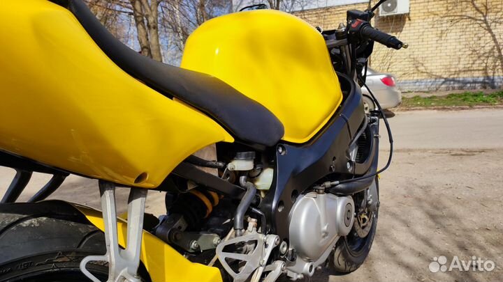 Honda cbr 600 f4i