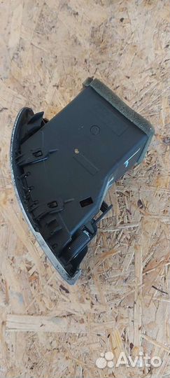 Дефлектор левый на Cadillac bls