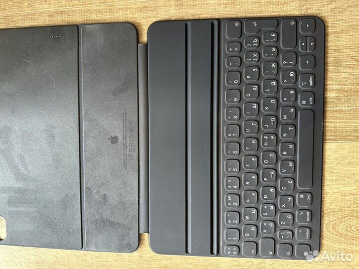 iPad SMART Keyboard