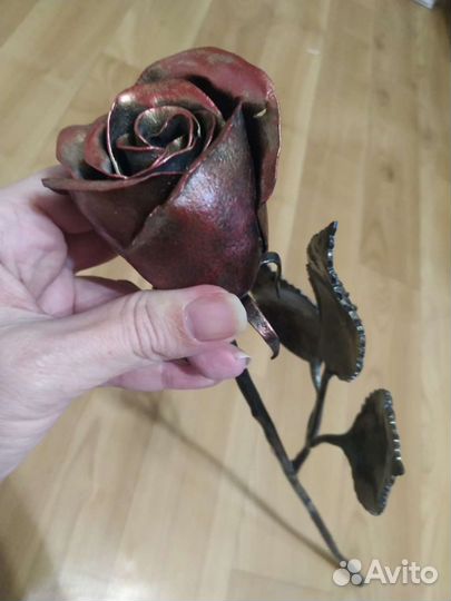 Роза из металла