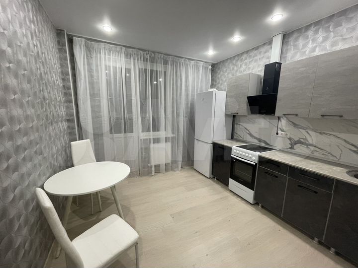 1-к. квартира, 40 м², 11/19 эт.