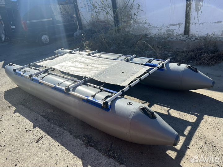 Прокат Катамаран туристический (4-6 местный)