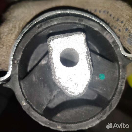 Опора кпп Мерседес sprinter 901до 904