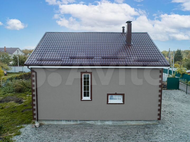 Дом 180 м² на участке 4,7 сот.