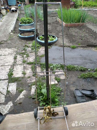 Тележки садовые