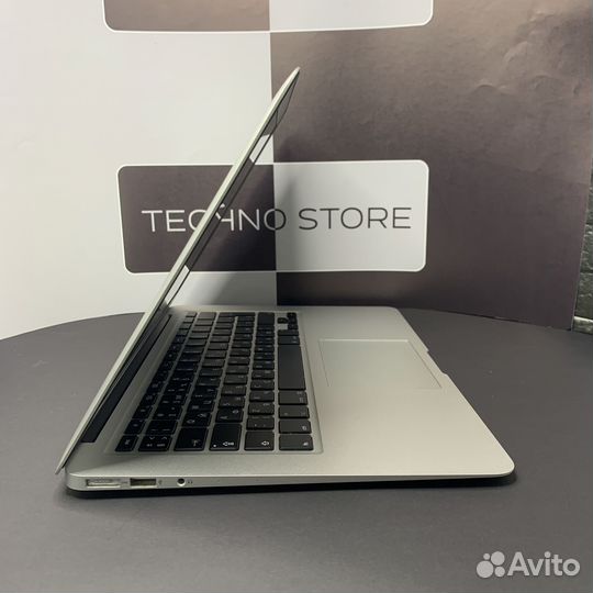 Ноутбук МАКБУК Air 13 2017 8/128GB i5