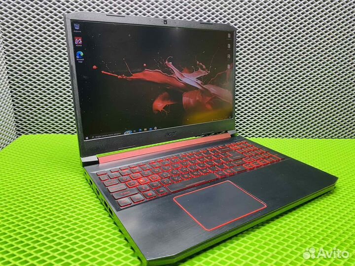 Ноутбук Acer Nitro i5-8*/512SSD/GTX 1050
