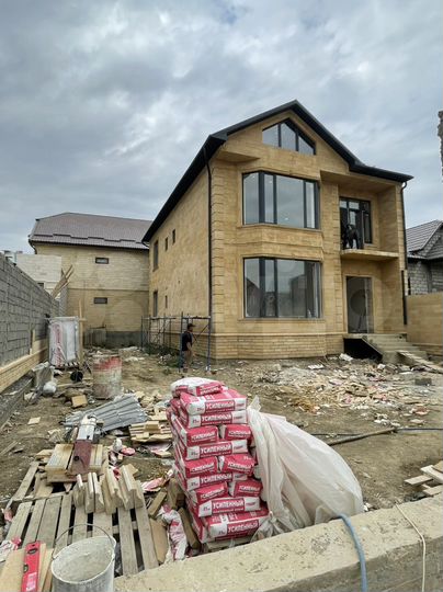 Дом 280 м² на участке 4,5 сот.