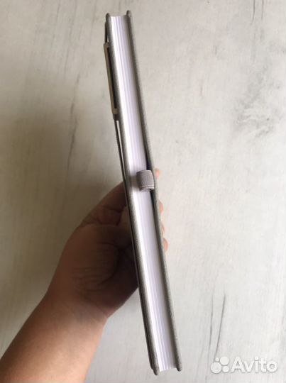 Блокноты, ежедневники