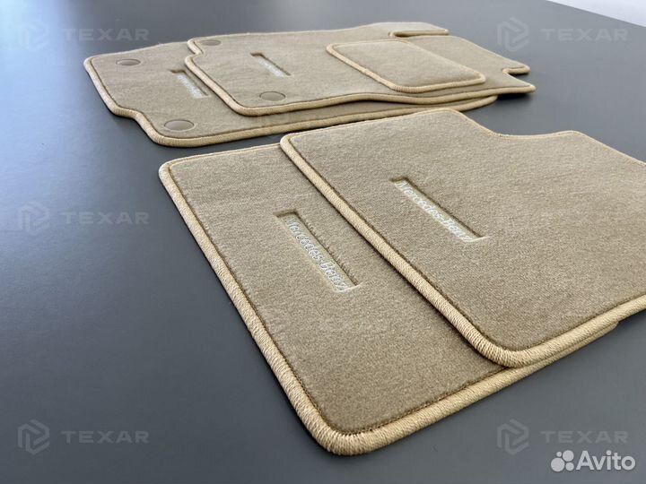 Коврики бежевые Mercedes GL-Класс X164