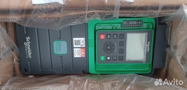 Преобразователь Schneider Electric ATV930D11N4
