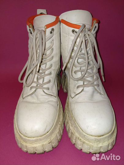 Чистка и реставрация обуви, сумок, одежды