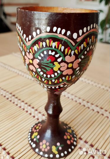 Бокал из дерева