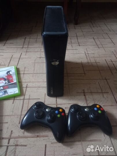 Xbox 360 s console+игры