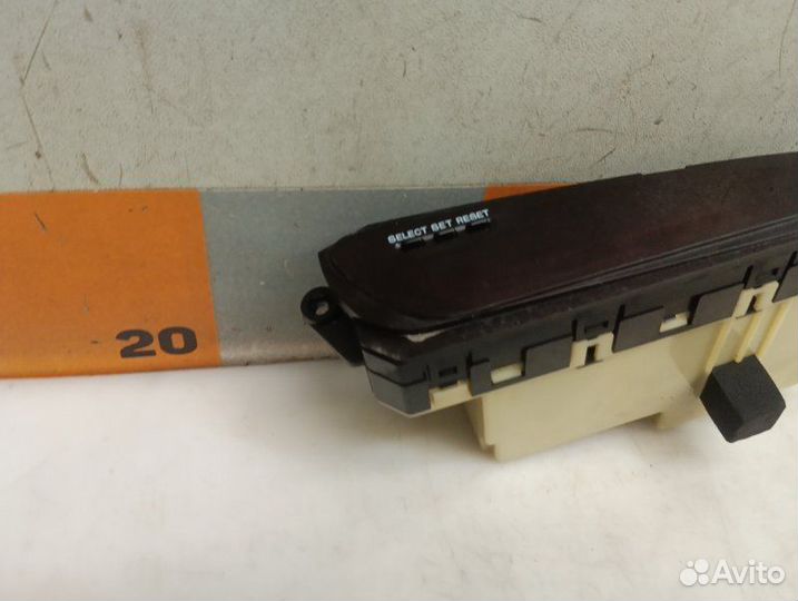 Магнитола/дисплей информационный Mazda Xedos 9