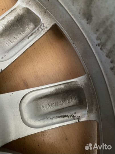 Диски литые Skoda R16 оригинал