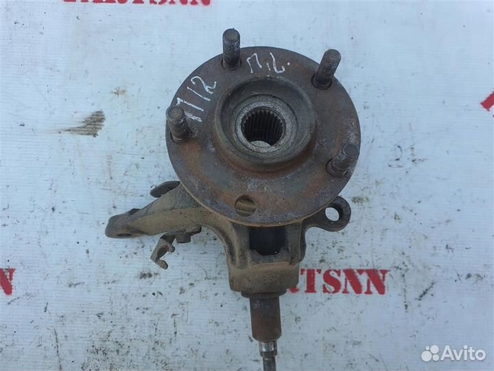 Кулак передний левый Ниссан Примьера P12