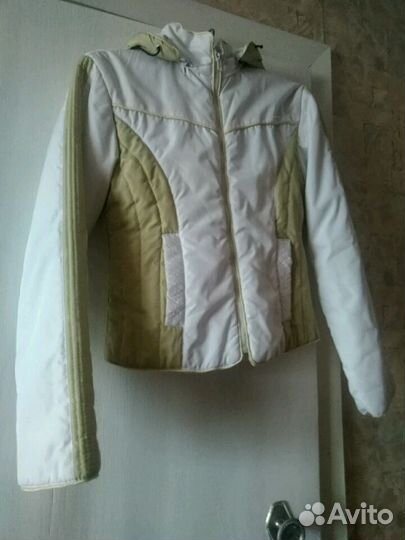 Ветровка женская 42размер