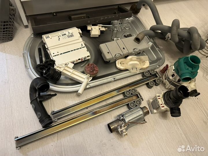 Запчасти на посудомоечную машину IKEA/ Electrolux