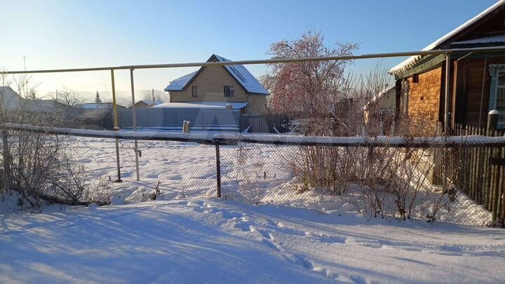 Дом 42 м² на участке 11,2 сот.