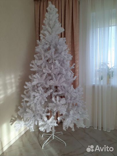 Елка искусственная