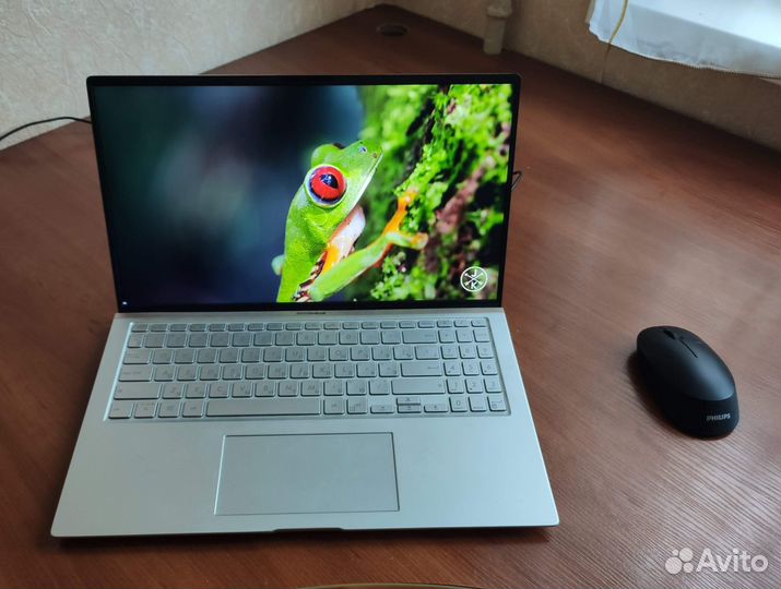 Ультрабук Asus Zenbook UX533FTC с GTX 1650