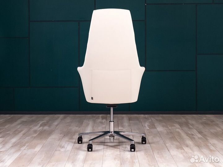 Кресло в кабинет руководителя Sitland Of Course Ит