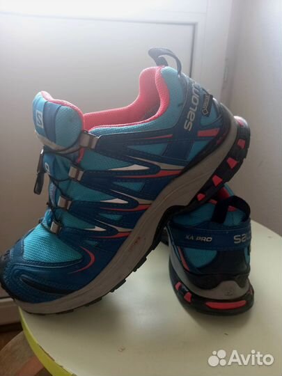 Ботинки Salomon женские 39 1/3