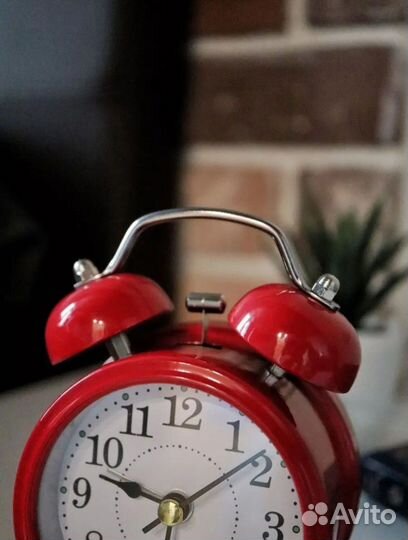 Будильник настольный колокольчик