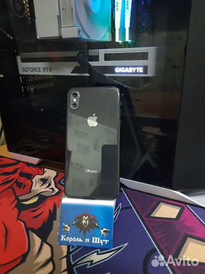 iPhone X, 64 ГБ