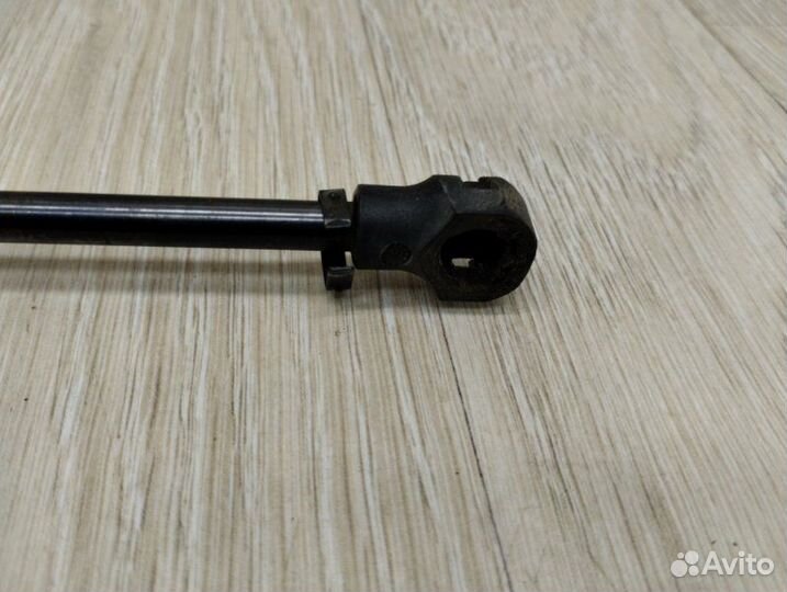 Амортизатор крышки багажника Renault Kaptur