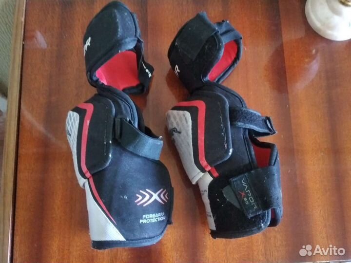 Налокотники хоккейные bauer