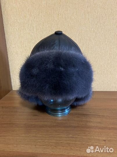 Шапка-ушанка кожаная с мехом