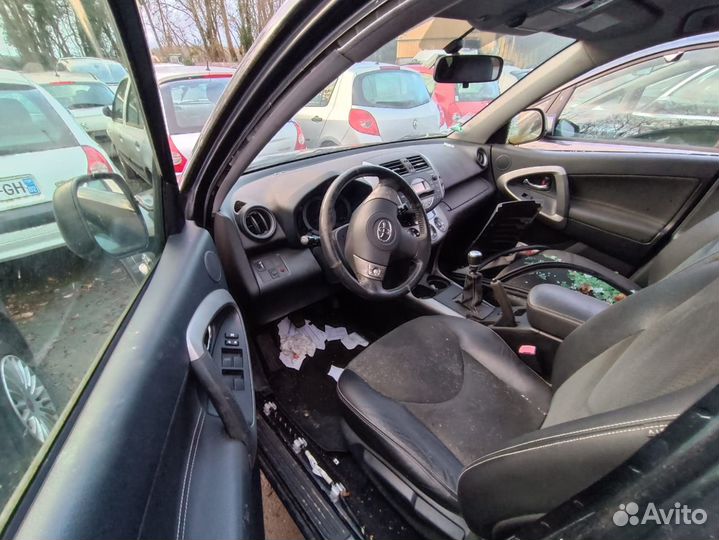 Магнитола Toyota RAV4