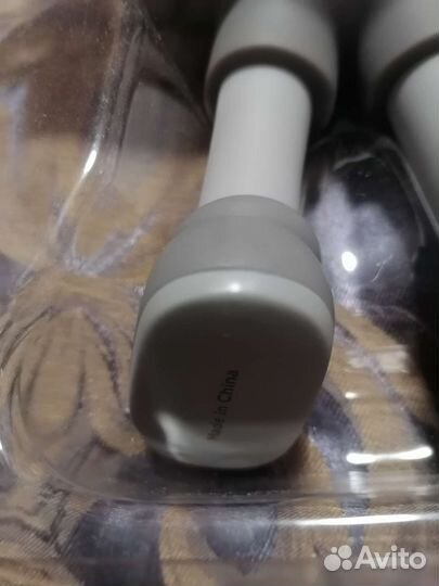 Игрушки kaws kubrick