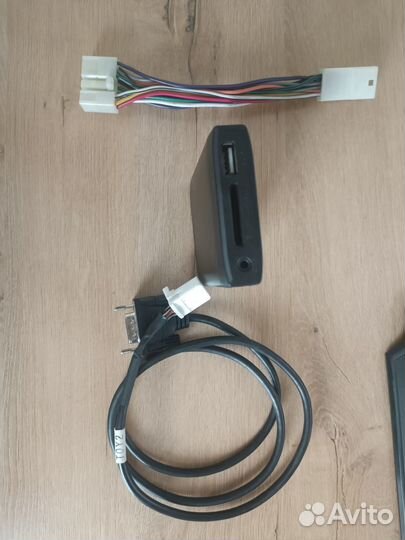 Yatour Автомобильный mp3 чейнджер