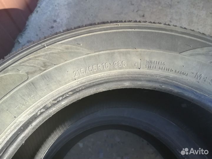 Toyo Tranpath A14 215/65 R16 98S