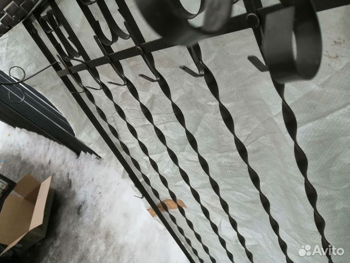 Вешалка гардеробная