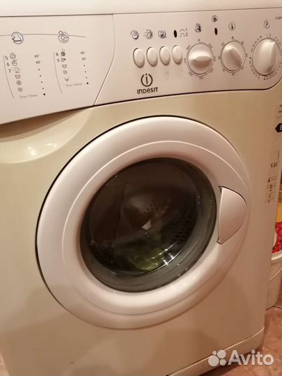 Стиральная машина Indesit ws84tx(EX) бу
