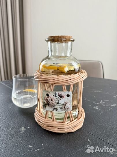 Бутылка для напитков, ваза