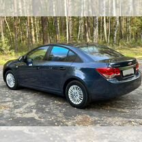 Chevrolet Cruze 1.6 AT, 2012, 132 000 км, с пробегом, цена 790 000 руб.