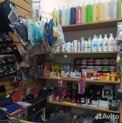 Косметика и парфюмерия Эйвон, Орифлейм