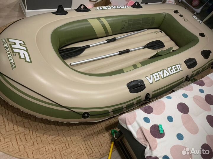 Надувная лодка 3-х местная пвх под мотор с веслами